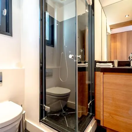 Hotel Incroyable Villa, Bord De Mer, Piscine, Climatisee Saint-Tropez