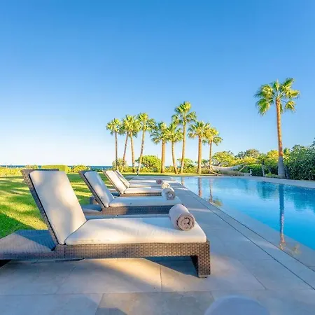 Incroyable Villa, Bord De Mer, Piscine, Climatisee * Saint-Tropez